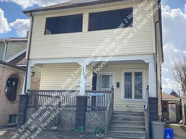 1107 Pierre Ave #2, Windsor, ON N9A 2L3