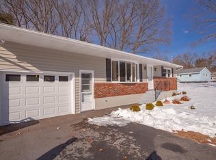 25 Saint Jude Ln, Glenville, NY 12302