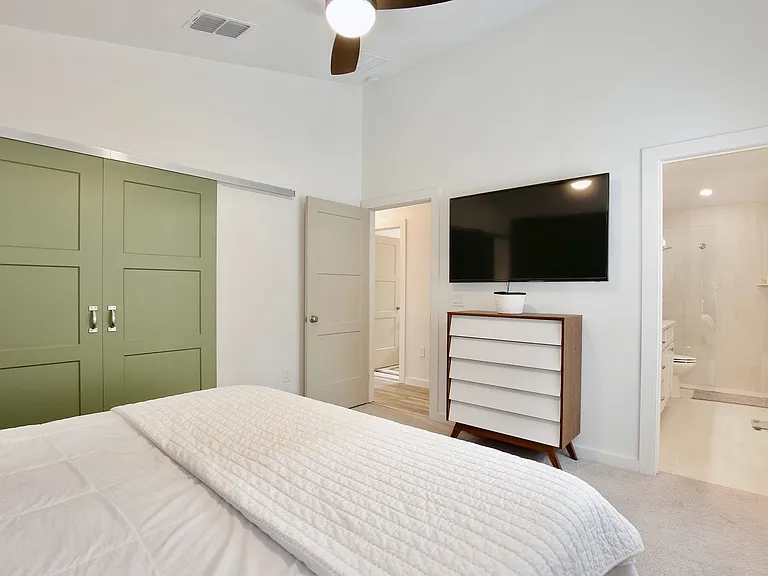 765 Hendrix Ave — Photo 12
