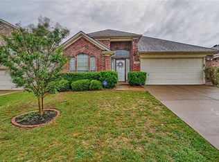11012 Redbrook Ln, Fort Worth, TX 76140