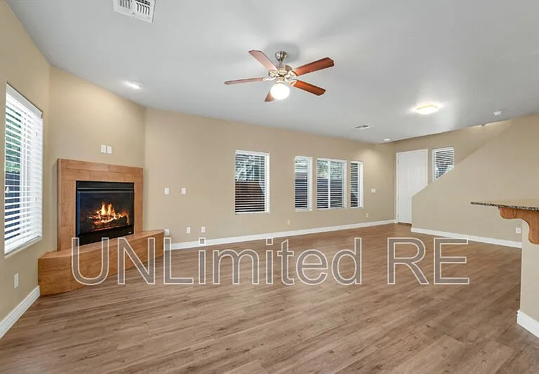 1201 N Warm Springs Trl — Photo 6