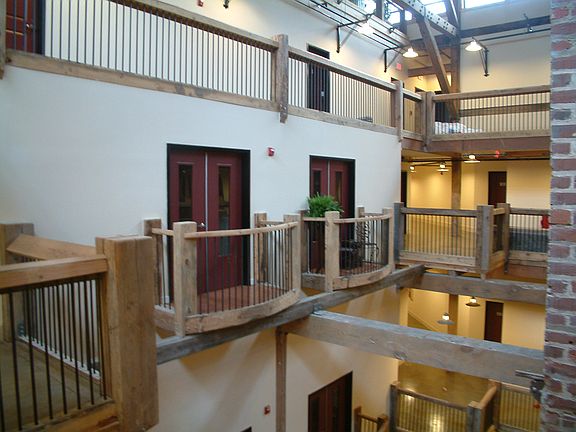 2nd image of 815 Porter St APT 305