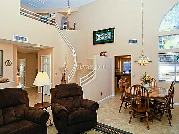 3rd image of 241 White Knoll Ct