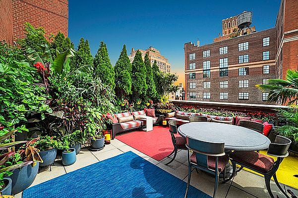 2nd image of 201 W 17th St Penthouse S