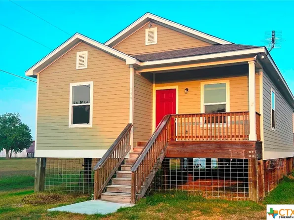 199 Magnolia St, Port Lavaca, TX 77979