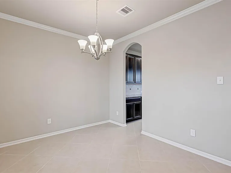 2111 Post Oak Ct — Photo 7