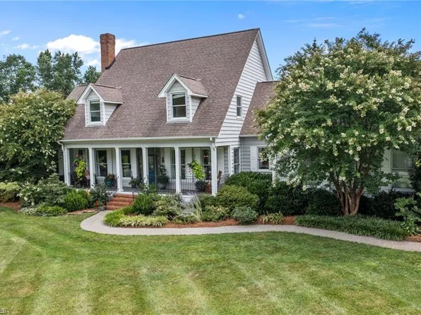 122 Carousel Ln, Stokesdale, NC 27357