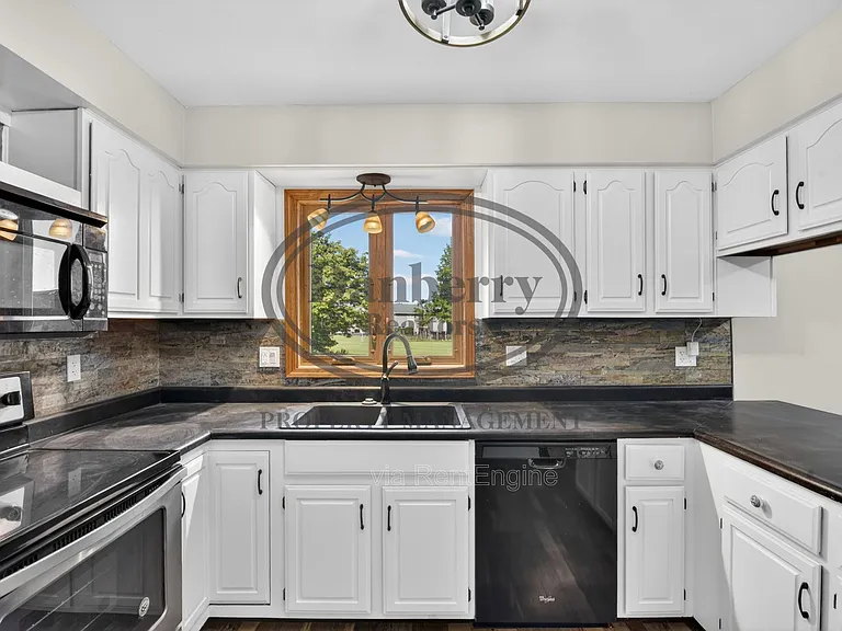 3018 Gleneagle Dr — Photo 9