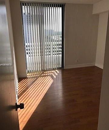4th image of 3300 NE 192nd St APT 1205