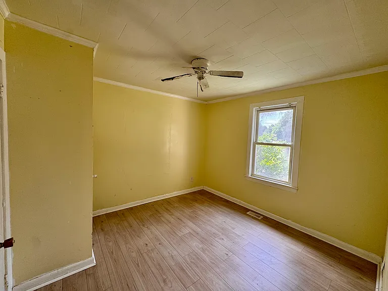 1006 Johnsontown Rd — Photo 8