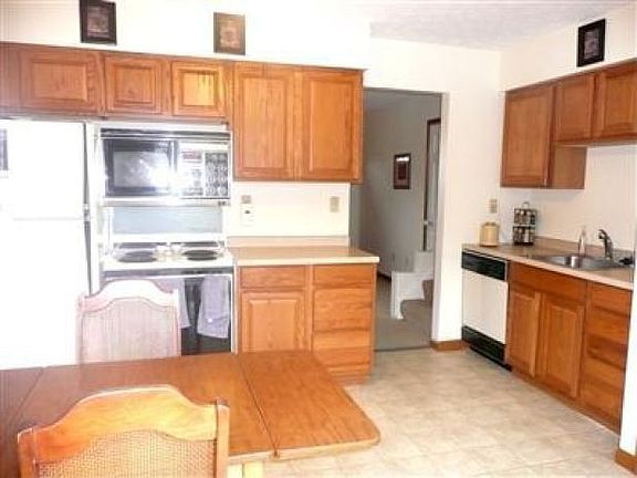 4th image of 3416 Misty Creek Dr