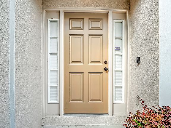 3rd image of 9856 Ashburn Lake Dr #1