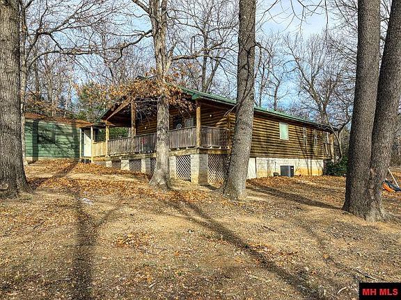 4th image of 3945 Fawn Ln