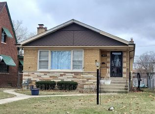 10 E 155th St, Harvey, IL 60426