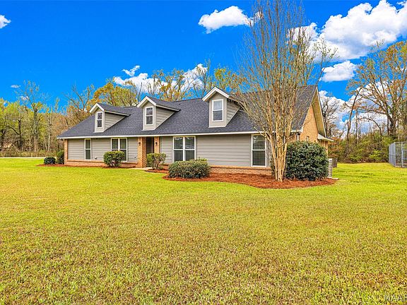 3rd image of 1609 Chapel Rd