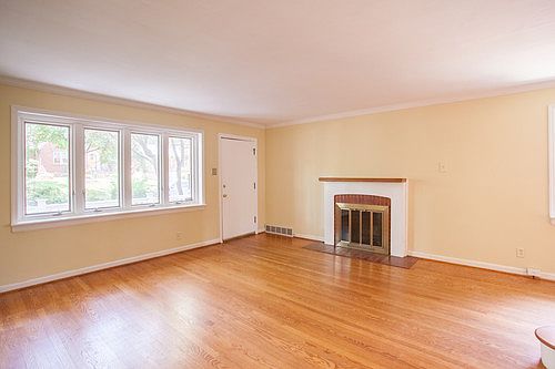 4th image of 7905 Cornell Ave