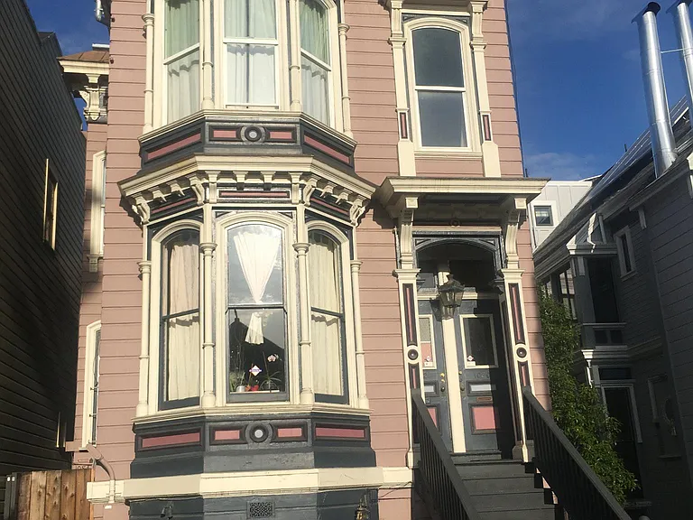 Victorian beauty on Dolores St