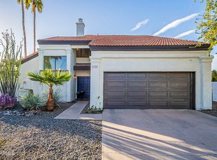 8158 E Berridge Ln, Scottsdale, AZ 85250