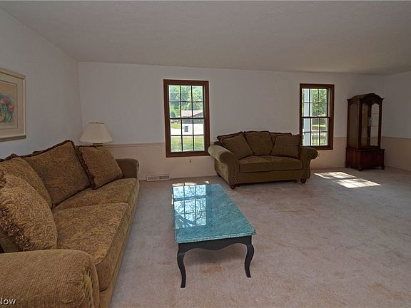 4th image of 27346 Edgepark Dr