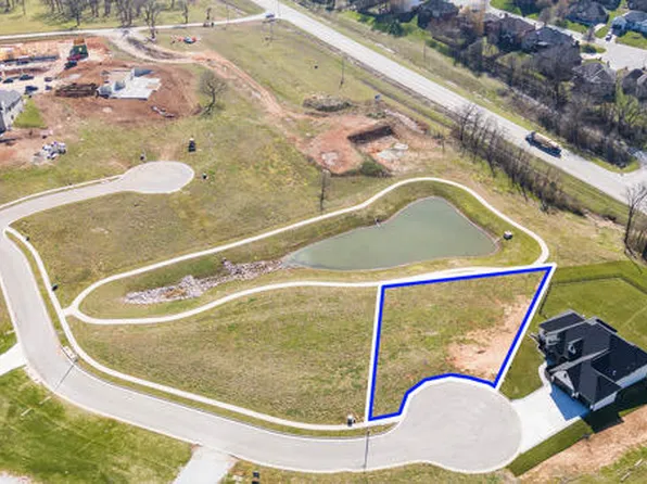 4734 E Meadowood Drive, Springfield, MO 65809