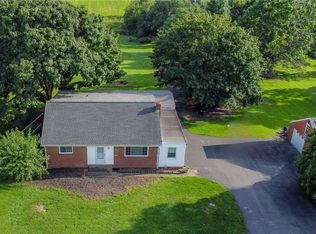 762 Hartzell School Rd, New Brighton, PA 15066