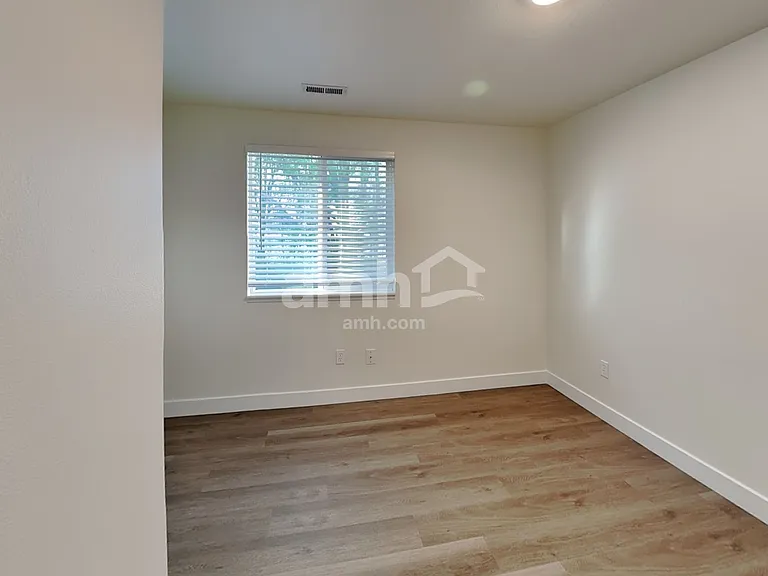16957 SW Cashew Way — Photo 18