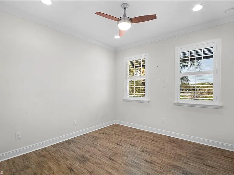 6934 Avalon Cir #405 — Photo 6