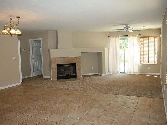 3rd image of 1239 Kingfisher Dr