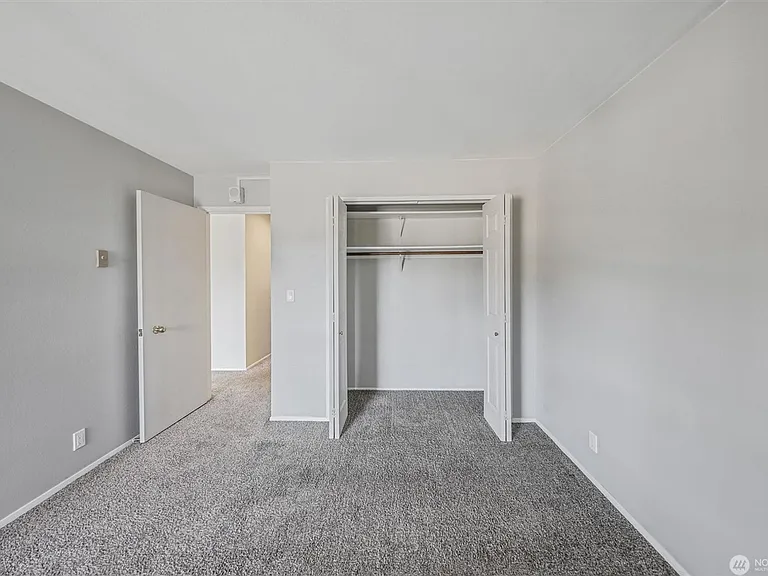 952 100th Ave NE #236 — Photo 12