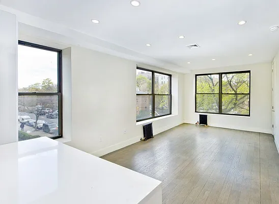 Rented by United Group | media 34