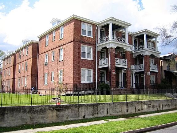 2nd image of 2400 Barton Ave #4