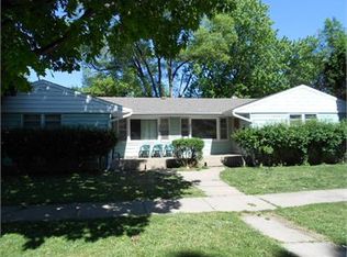 271 Orchard St, Elgin, IL 60123