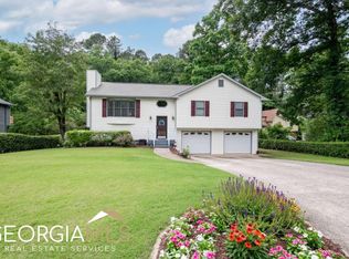 1017 Pinetree Ct, Powder Springs, GA 30127