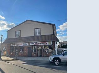 324 Long Beach Rd, Island Park, NY 11558