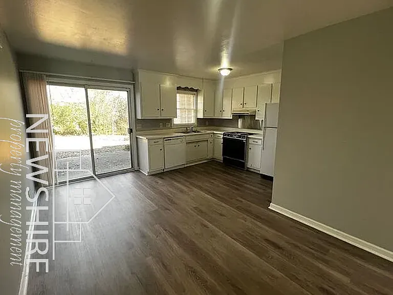 1 Hartsville Dr #15 — Photo 5