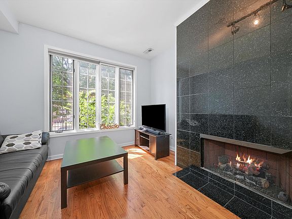 3rd image of 1333 N Bosworth Ave
