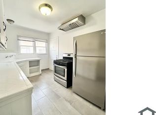 5850 Woodman Ave, Van Nuys, CA 91401