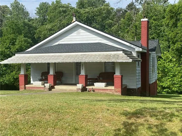 2570 Faucette Ln, Burlington, NC 27217
