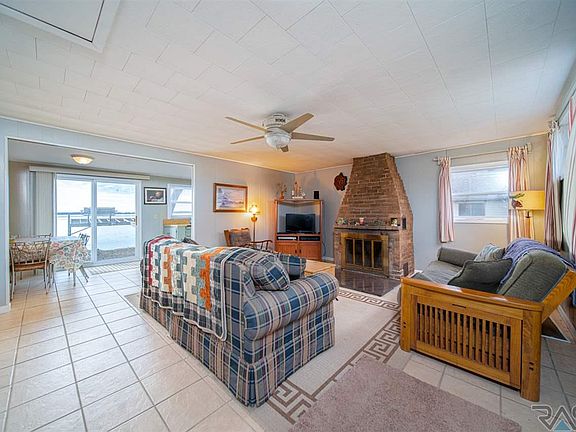 5th image of 6677 Wentworth Park Dr