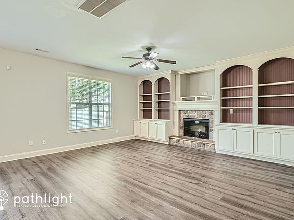 3rd image of 26 Camden Village Dr