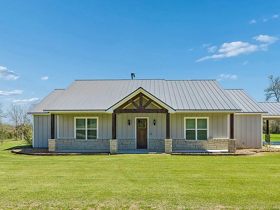 2nd image of 7120 Fm 2819 Rd