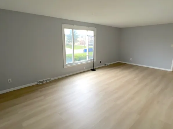 337 Carmen Rd APT 1, Buffalo, NY 14226