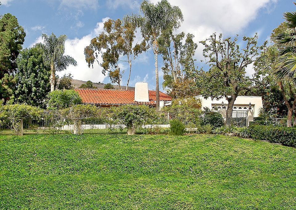1st image of 31881 Paseo Alto Plano