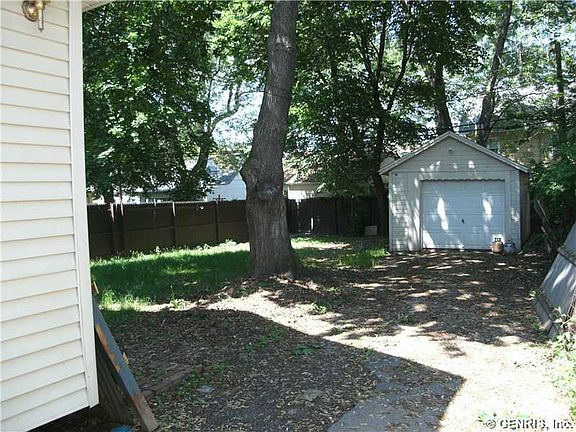 3rd image of 77 Eastview Ave
