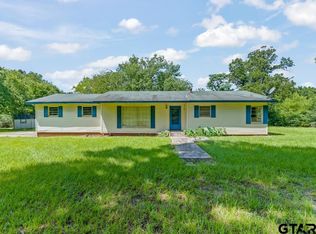 721 Main St, Gladewater, TX 75647