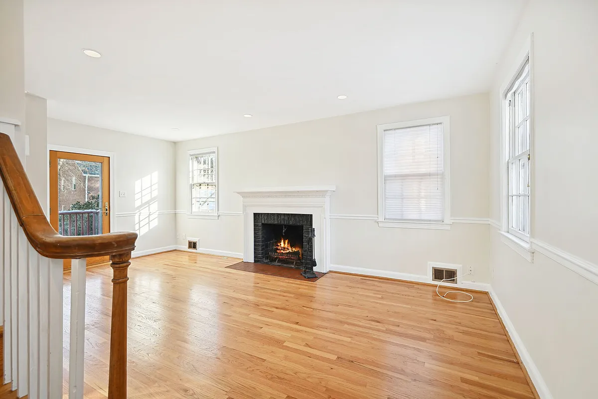Building Photo - 4409 Faraday Pl NW