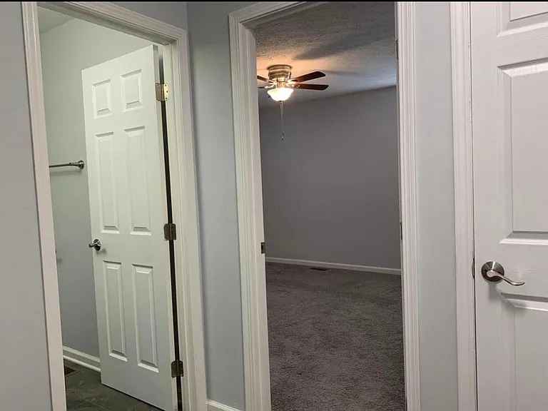 Deercrest Ct — Photo 15