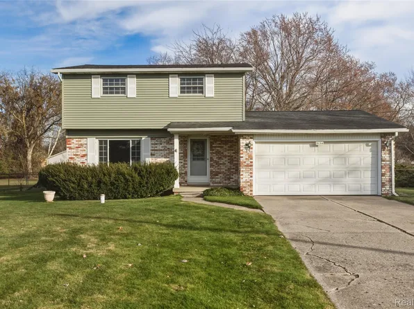 5134 N Jennings Rd, Flint, MI 48504