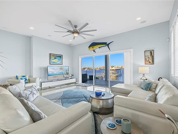2nd image of 757 San Carlos DR
