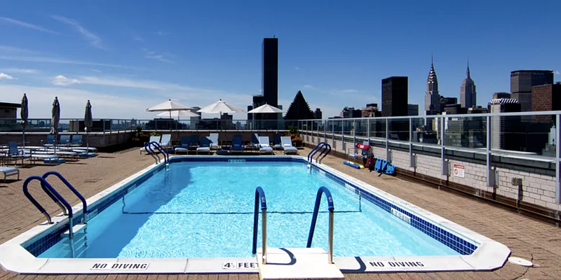 Sold by Compass | media 22